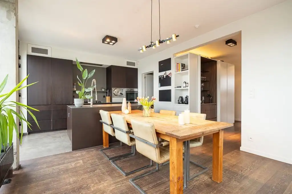 Luxe afgewerkt appartement in hartje Borgerhout foto 2
