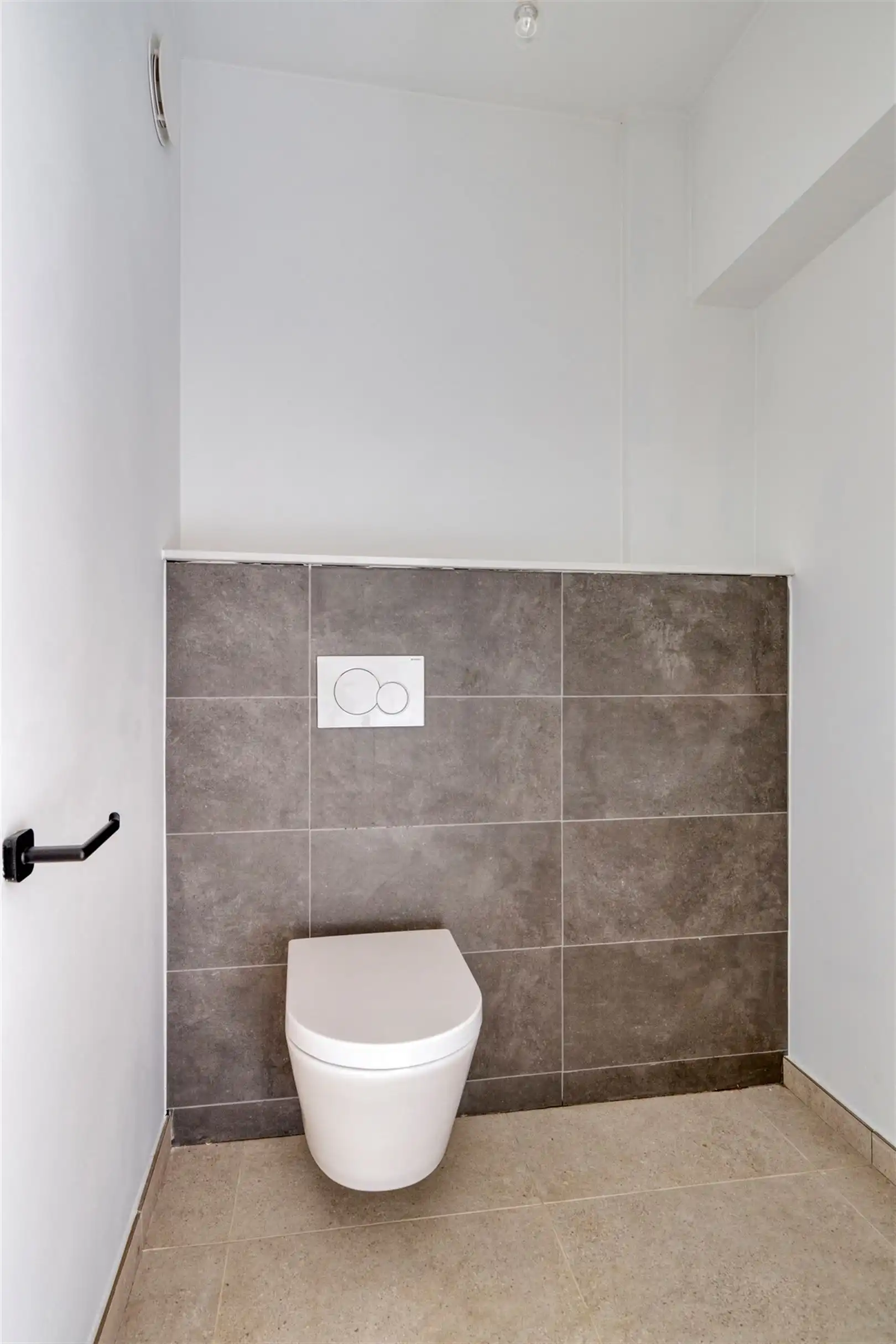 TE KOOP: Volledig gerenoveerde en instapklare woning met 3 slaapkamers te Koersel! foto 17