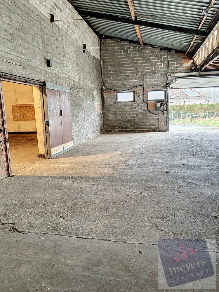 Afsluitbaar atelier (88m²) in Sint-Truiden foto 3