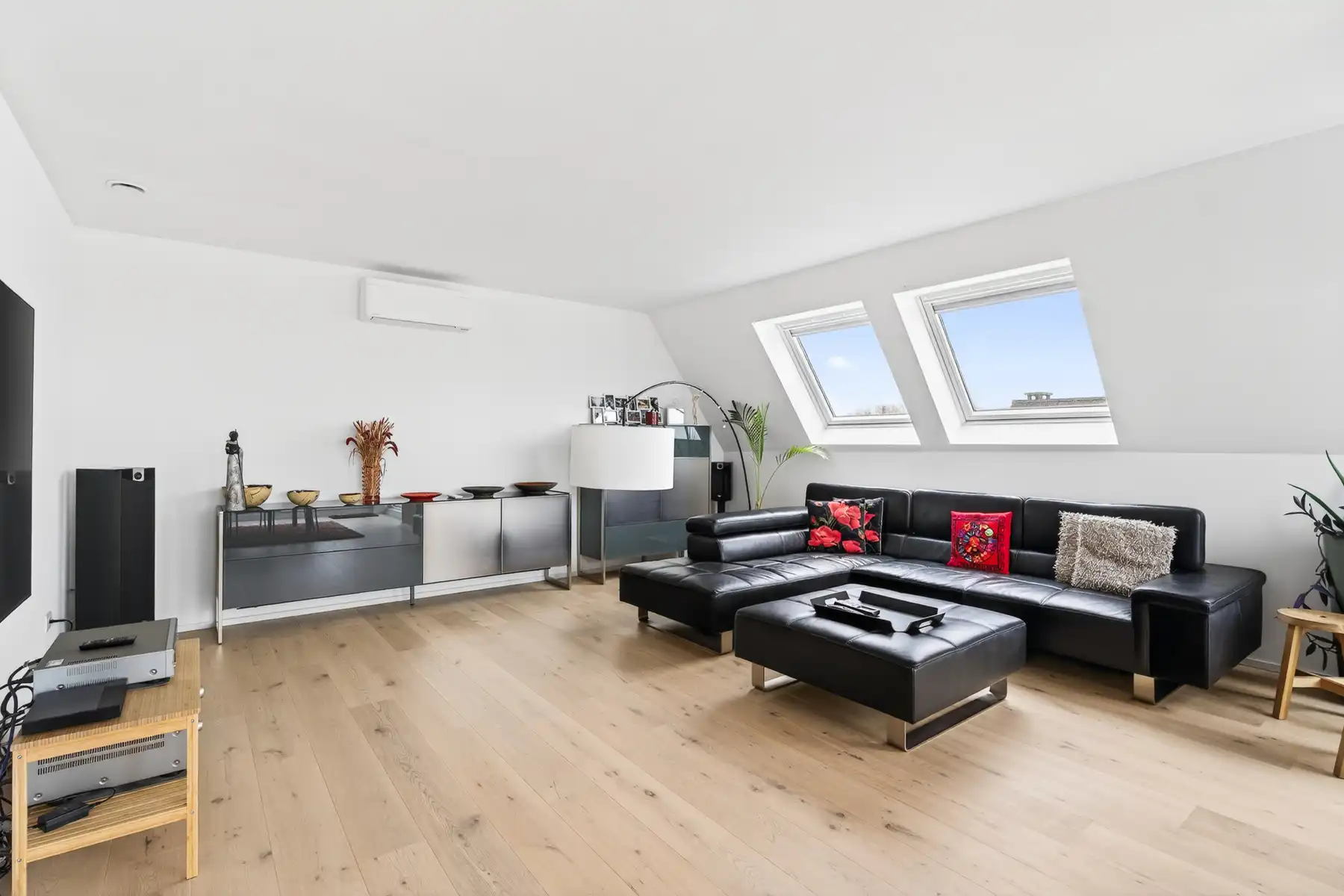 Luxueus en hoogwaardig afgewerkte penthouse te Oudenburg foto 5