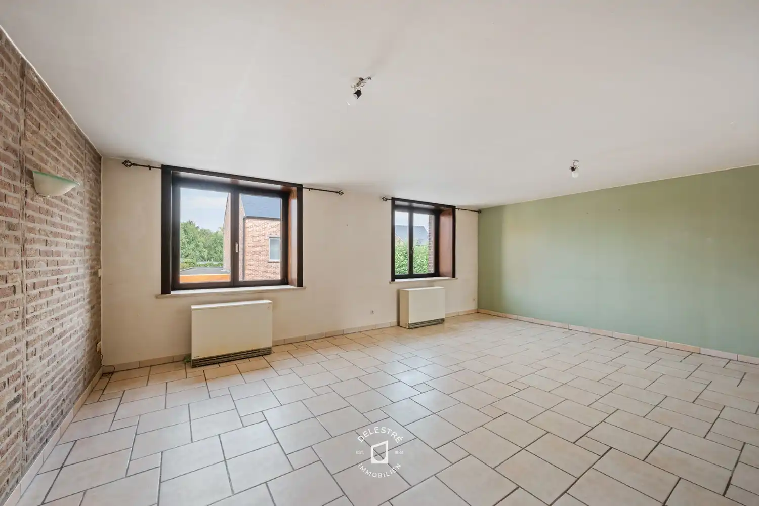 Uitzonderlijk ruime (handels) woning (300 m²) met atelier, dubbele garage en diepe tuin in Denderleeuw foto 11