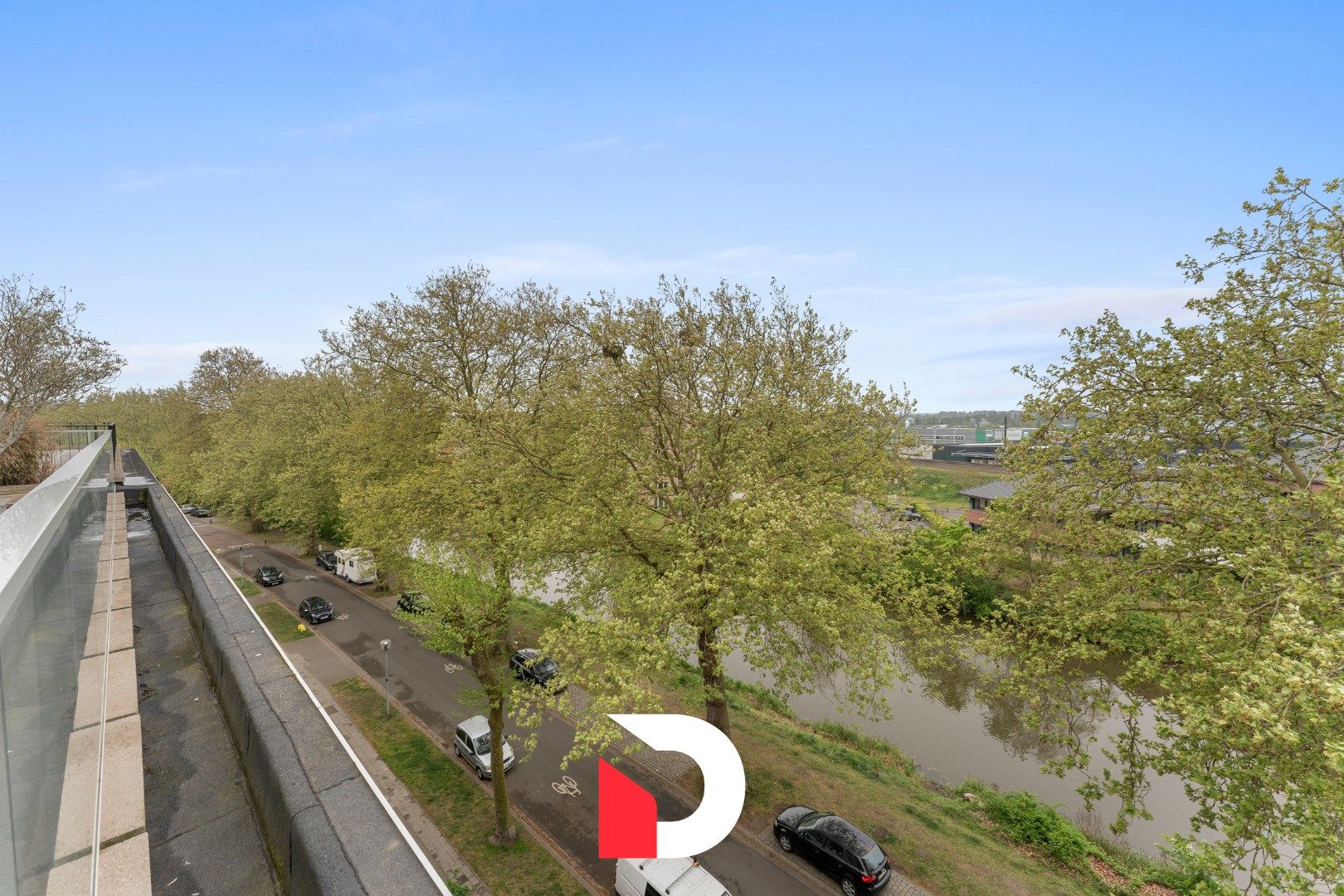 Hoofdfoto van de publicatie: Dakappartement met magnifiek terras van 50m² en vrije uitzichten te Kristus-Koning
