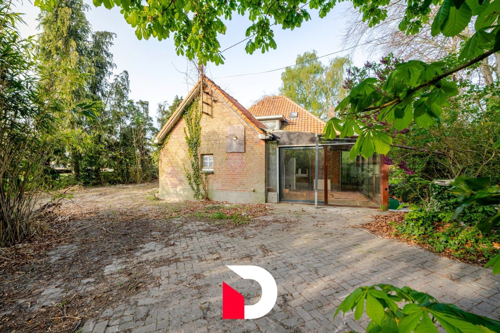 Uniek perceel van 6.448 m² met te renoveren woonst aan Merkenveld bos te Zedelgem  foto 11