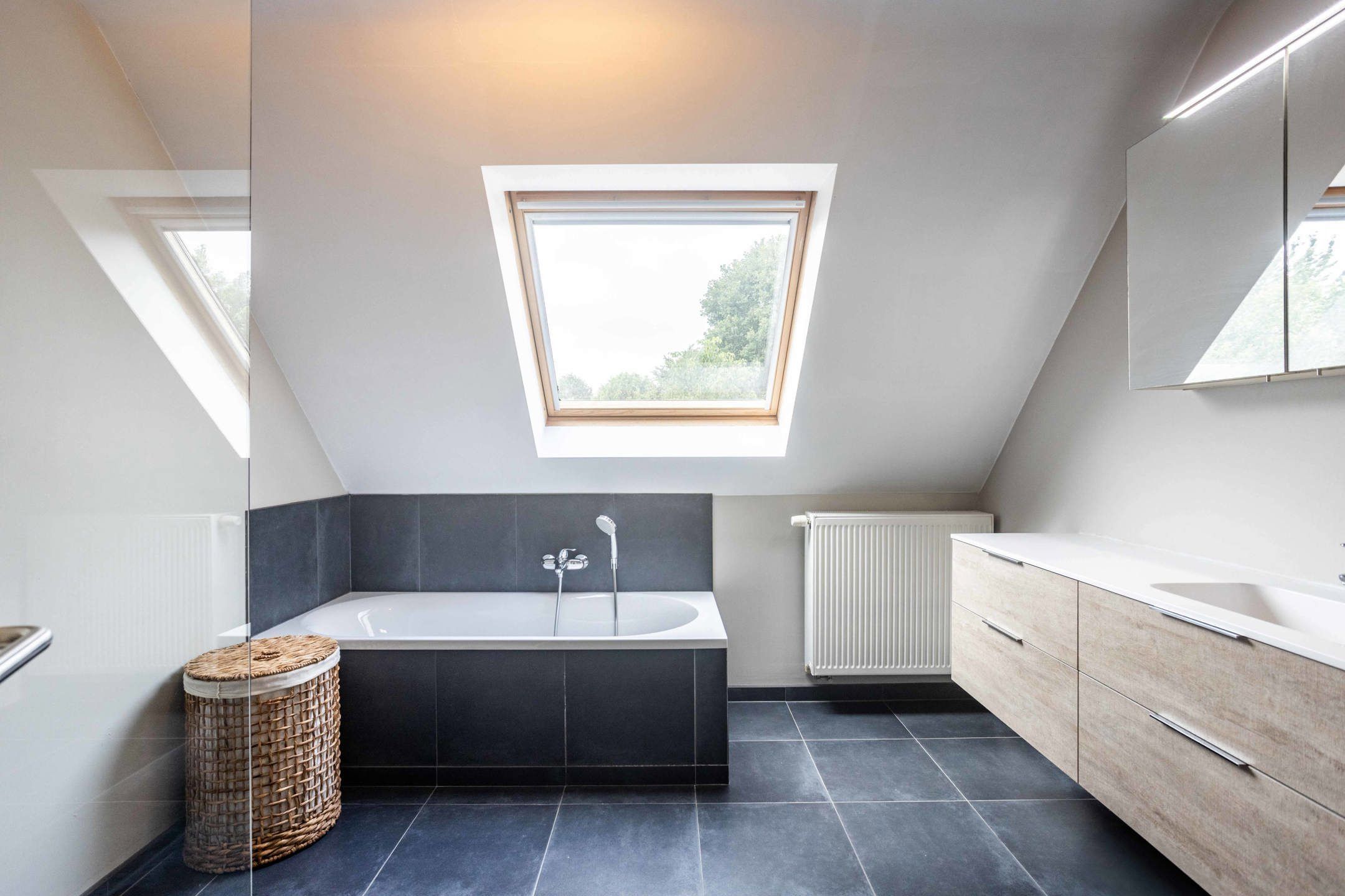Energiezuinige woning met tuin & garage op toplocatie foto 19