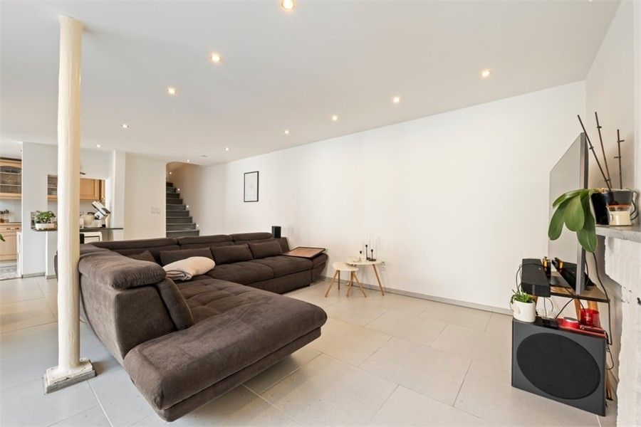 CHARMANT GERENOVEERDE WONING IN HET LANDELIJKE VELM foto 7