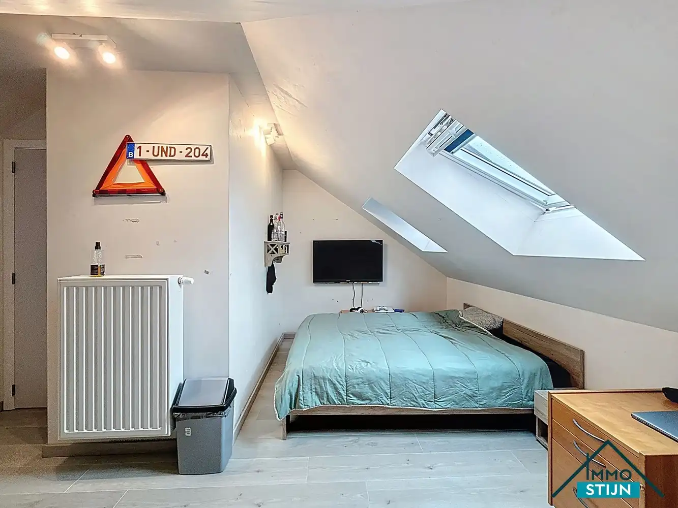 Landelijk gelegen woning met vijf slaapkamers foto 15