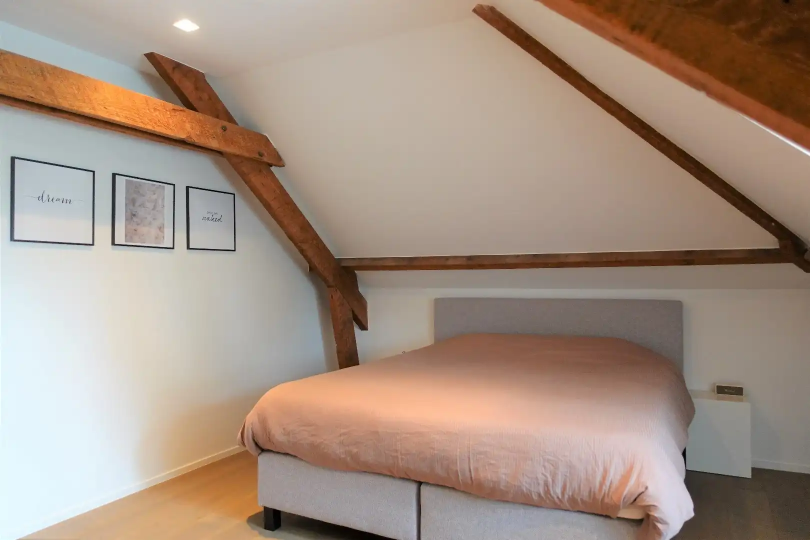 Prachtige karaktervolle villa op groot perceel nabij invalswegen foto 17