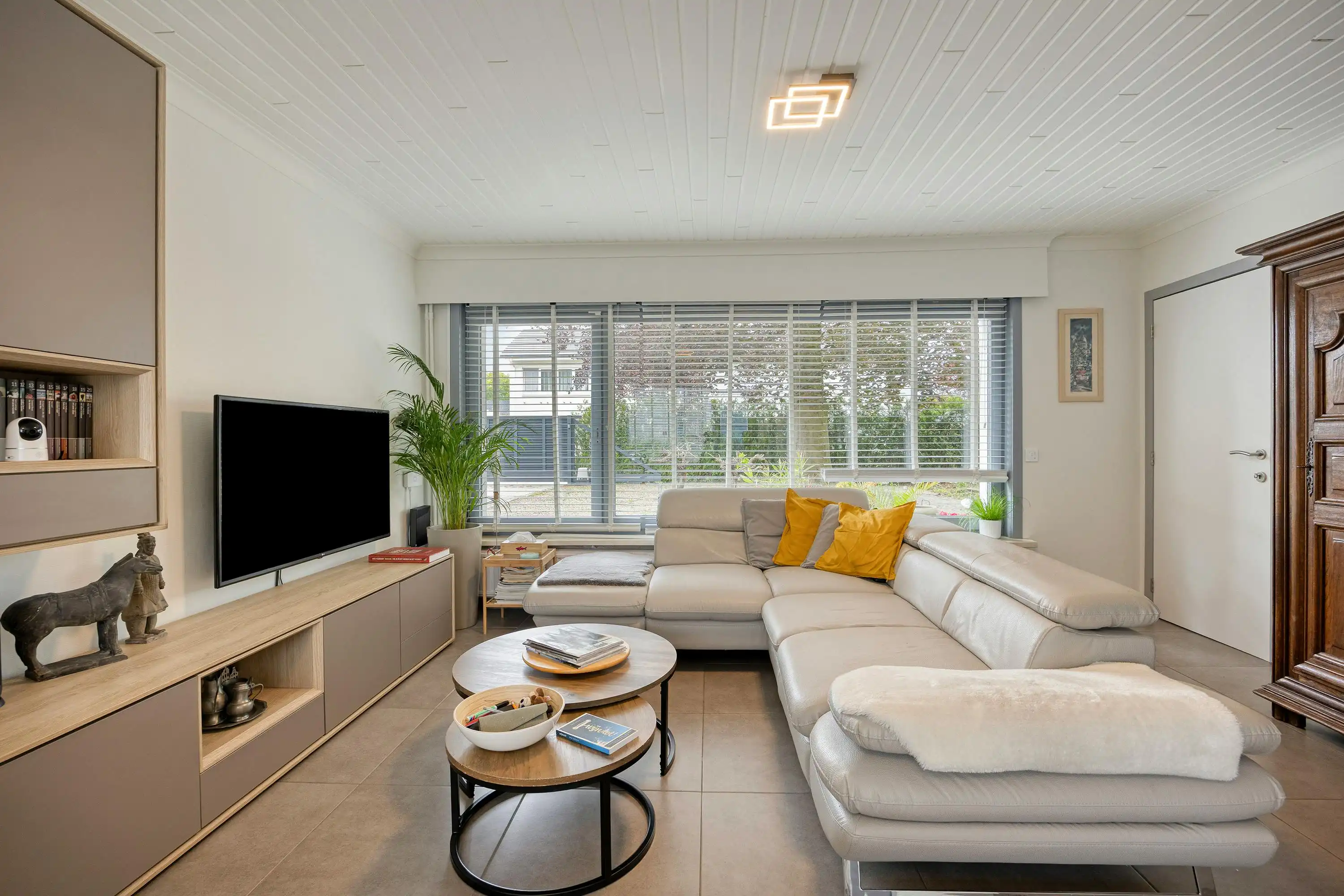 Huis met 3 slaapkamers - EPC A - te koop in centrum van Eeklo foto 2
