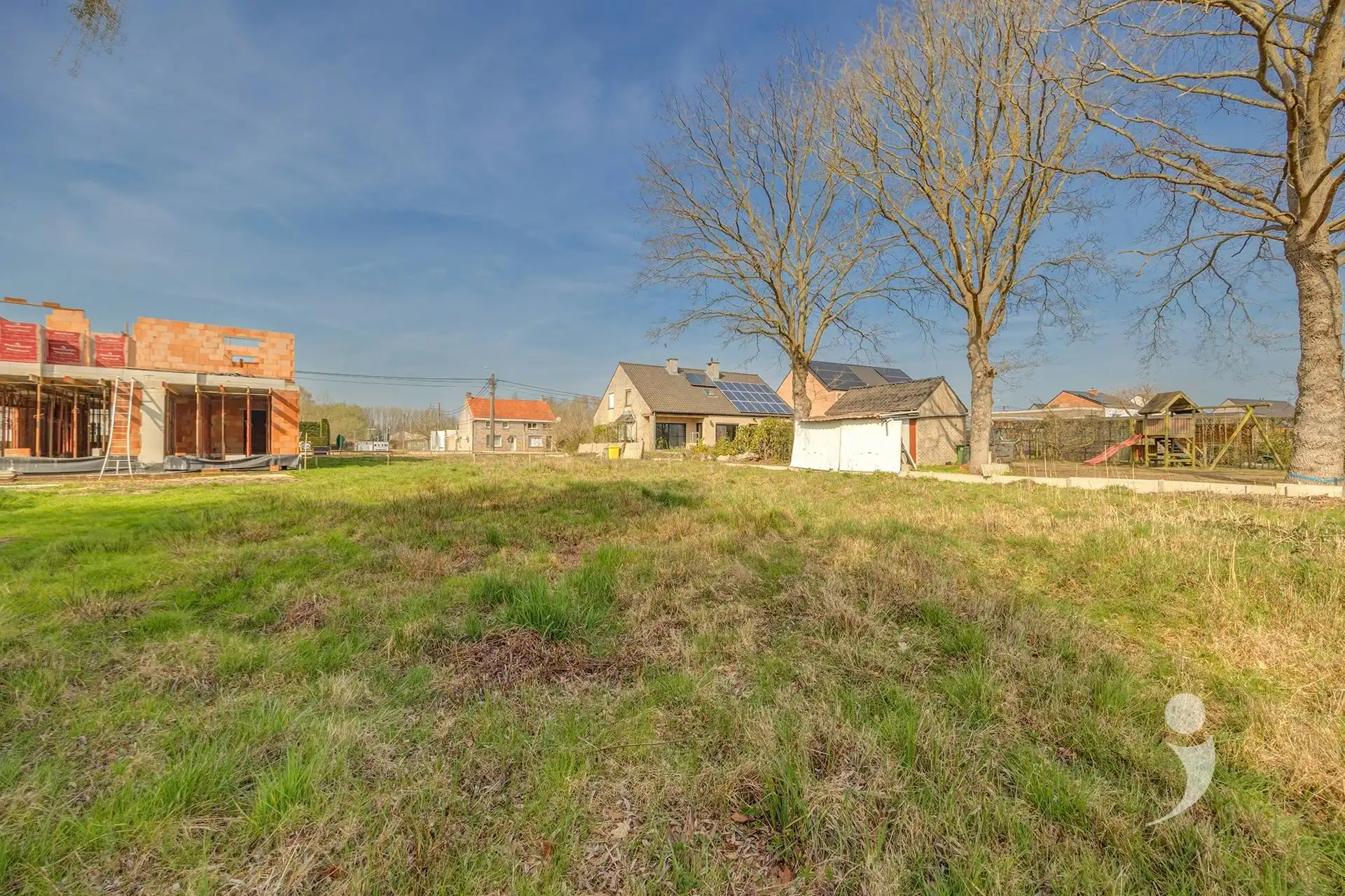 Bouwgrond voor een ruime halfopen bebouwing!  foto 8