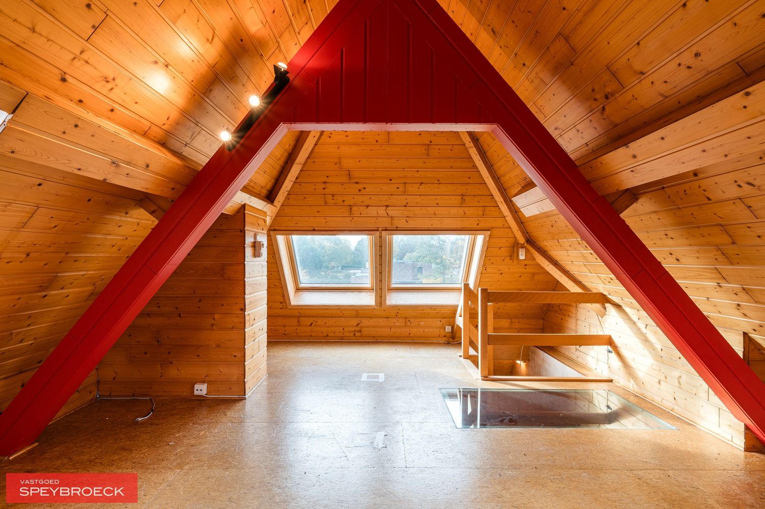 TE KOOP IN ASTENE foto 13