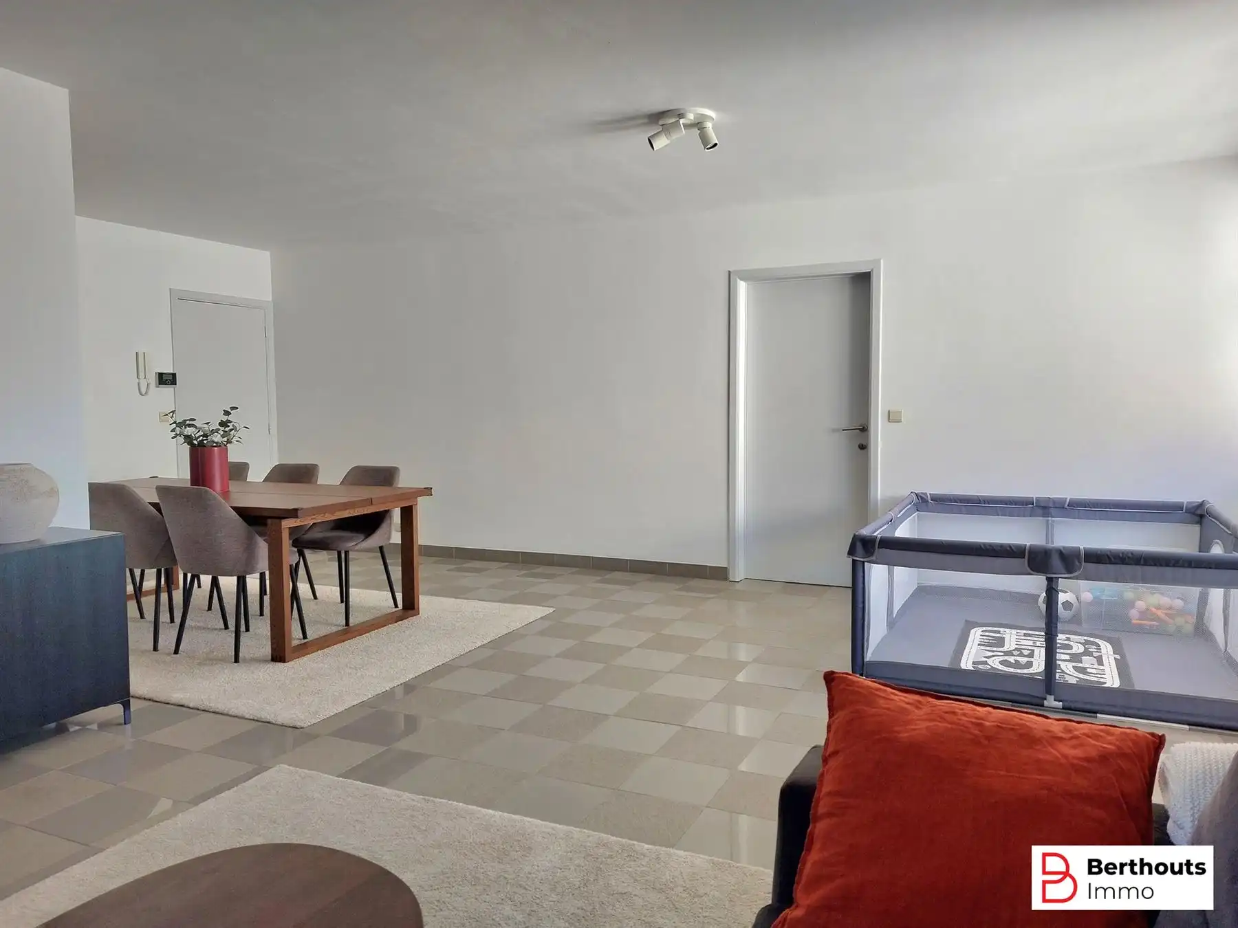 DUPLEX APPARTEMENT 3 SLKMS INCLUSIEF GARAGE foto 6