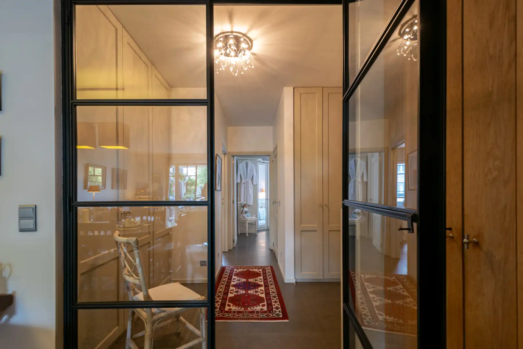 VOLLEDIG GERENOVEERD APPARTEMENT foto 3