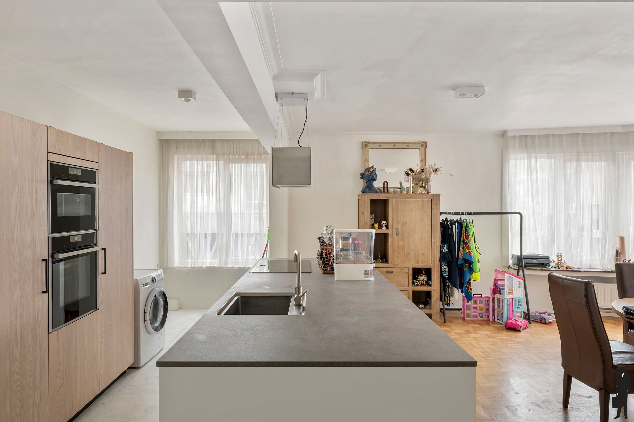 Instapklaar hoekappartement met 2 slaapkamers in Borgerhout foto 2