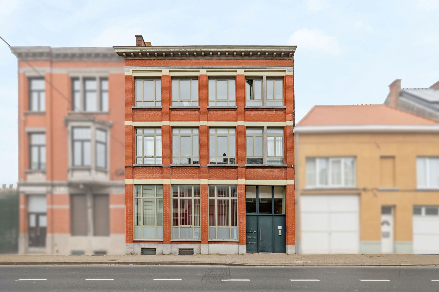 Uniek appartement/studio met terras, tuin en bijgebouw foto 26