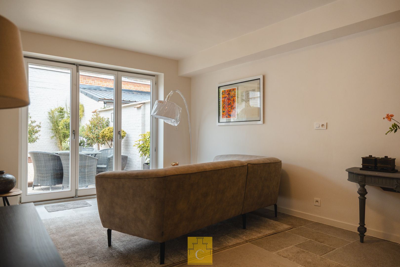 Volledig gerenoveerde stadswoning met tuin, garage en praktijkruimte foto 7