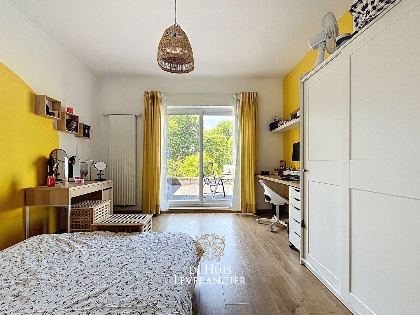 Prachtige, gerenoveerde woning met tuin en garage op toplocatie te koop in Mortsel! foto 22