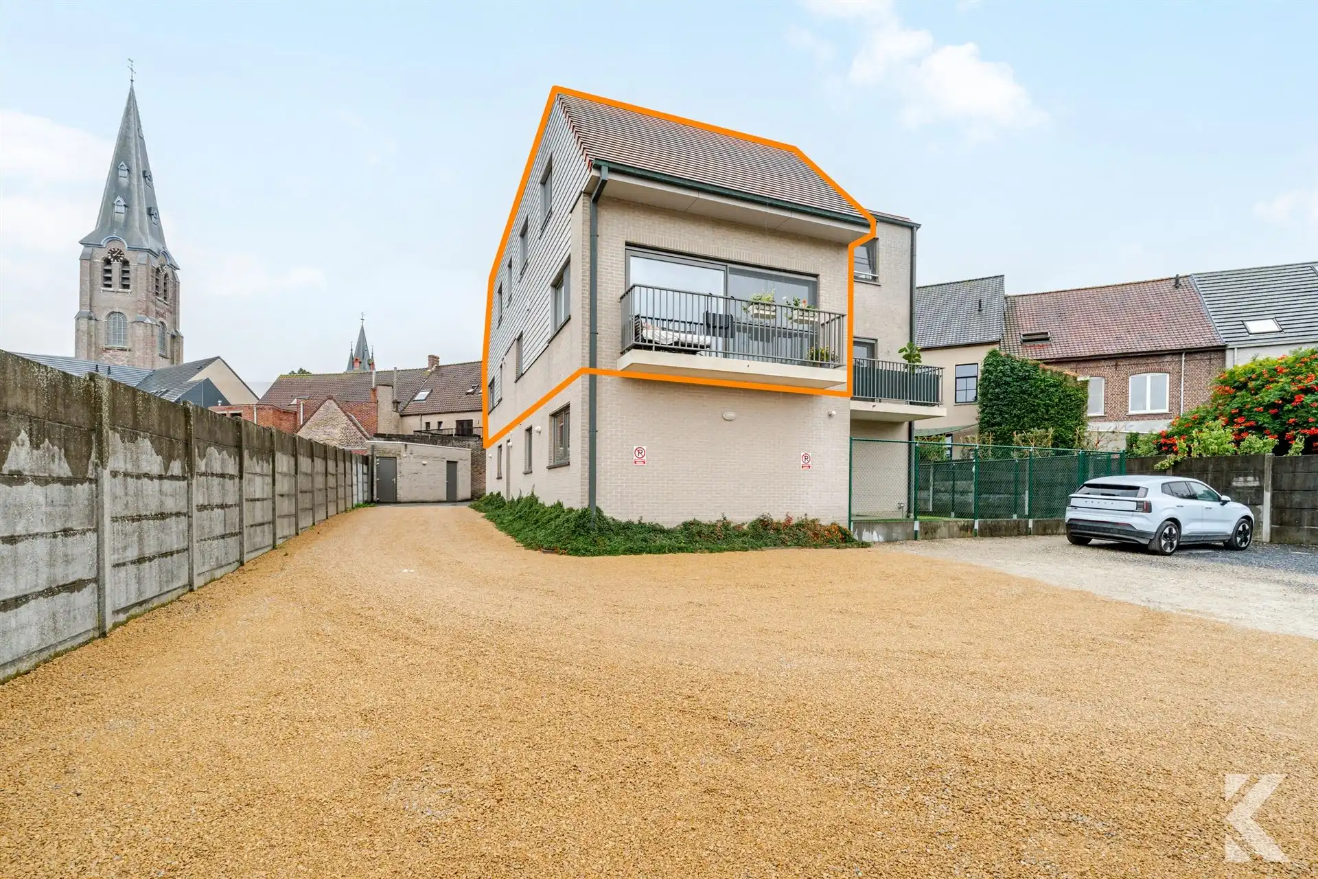 Lichtrijke duplex, 2 slpk., prachtige keuken & badkamer foto 2