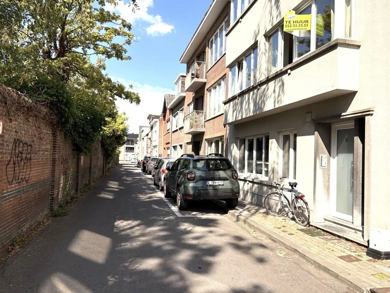 Gezellig en ruim gerenoveerd appartement op wandelafstand van station en centrum foto {{pictureIndex}}