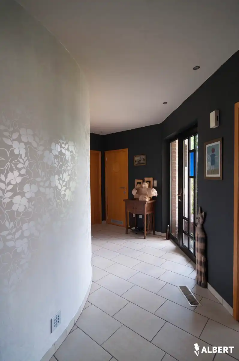  Ruime woning van 239m² op groot perceel  in Diepenbeek! foto 7