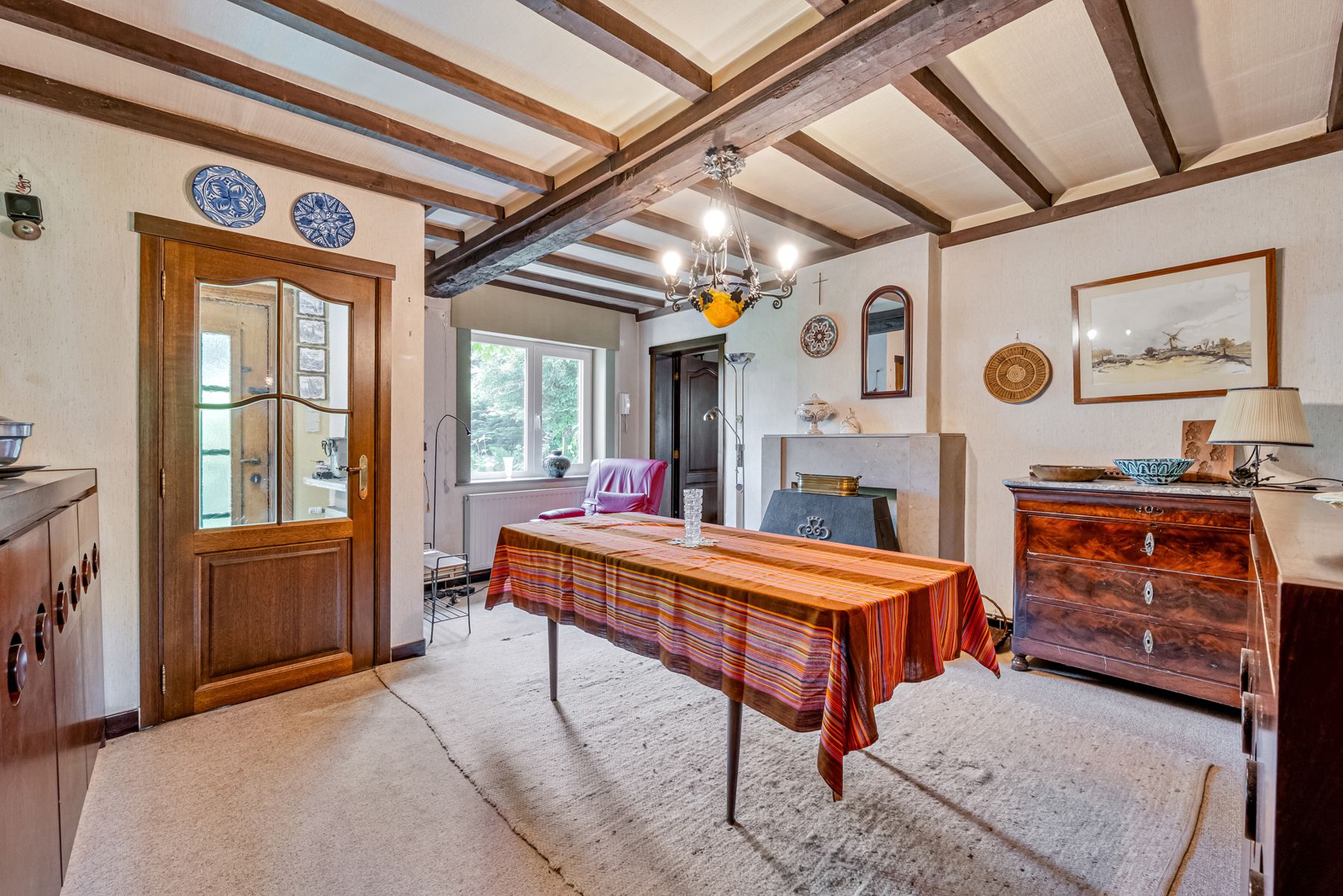 Charmante woning met karakter – ideaal renovatieproject! foto 5