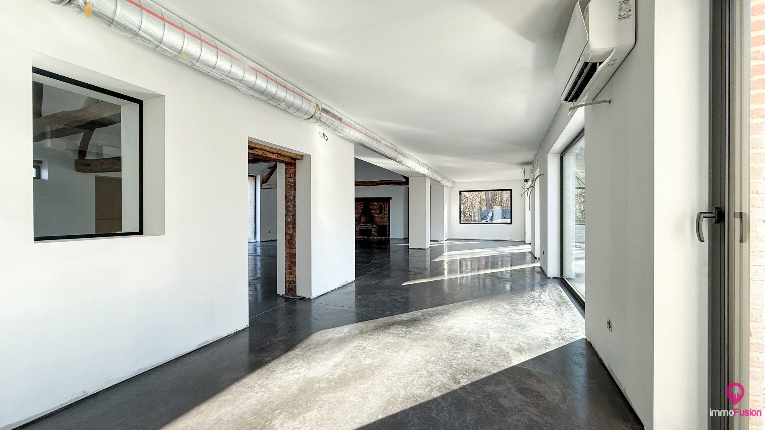 Multifunctioneel horecapand op een perceel van 1.9 hectare! foto 34