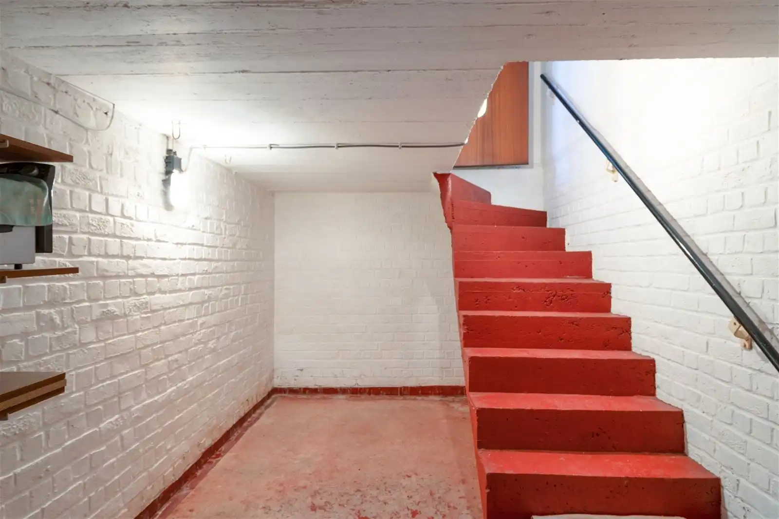 Op te frissen 4 gevelwoning met tuin op 10are92 met prachtig zicht over weilanden foto 23