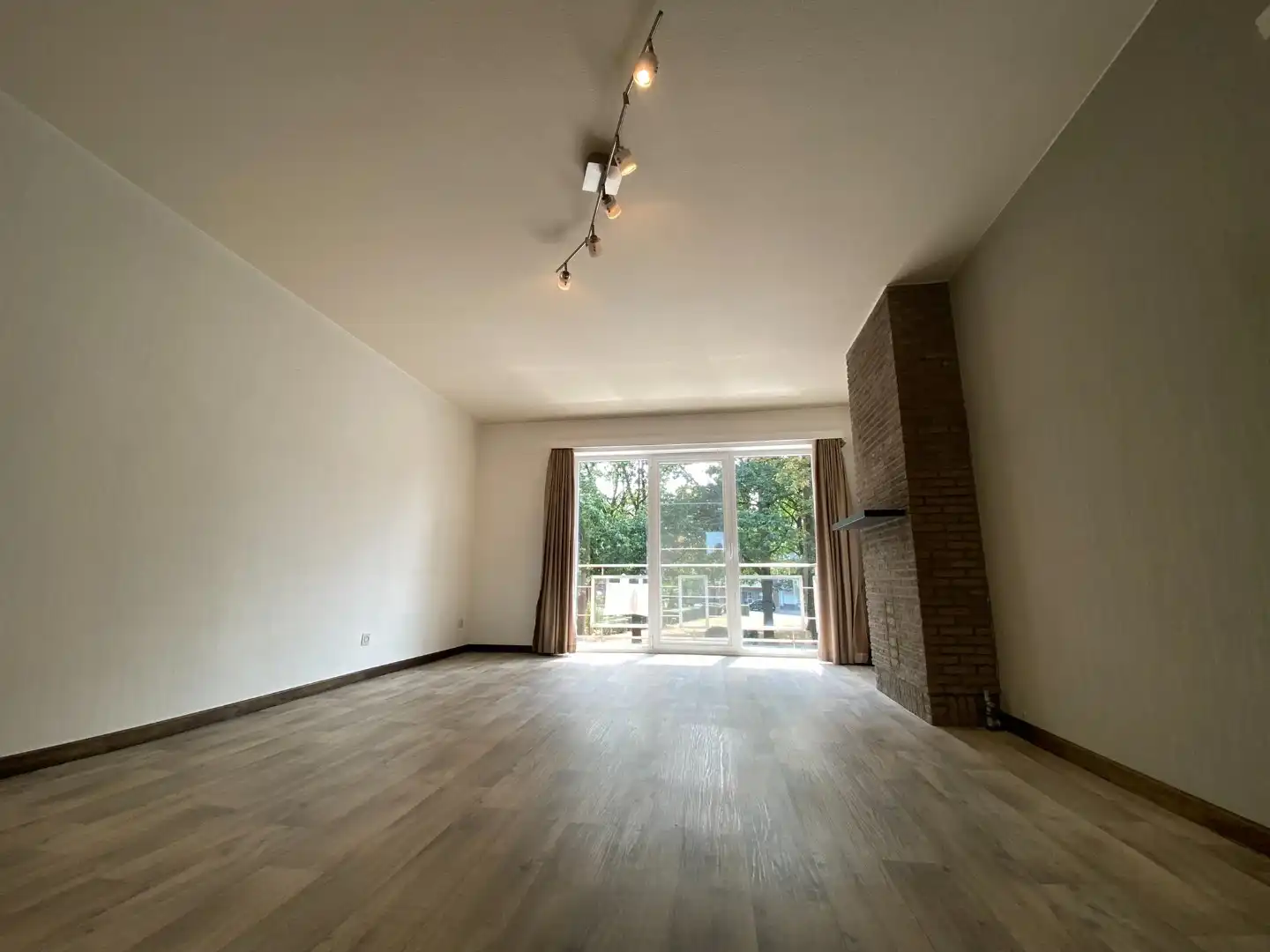 Appartement met 2 slaapkamers te Lokeren - Rand Centrum foto 4