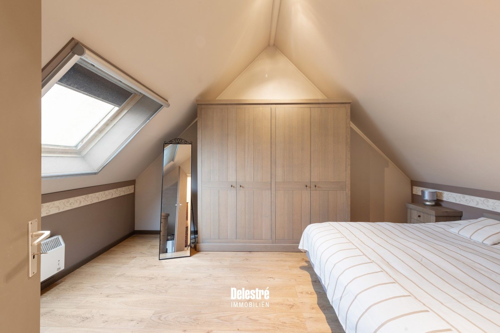 INSTAPKLARE PERFECT ONDERHOUDEN WONING MET AANGENAME TUIN  foto 28