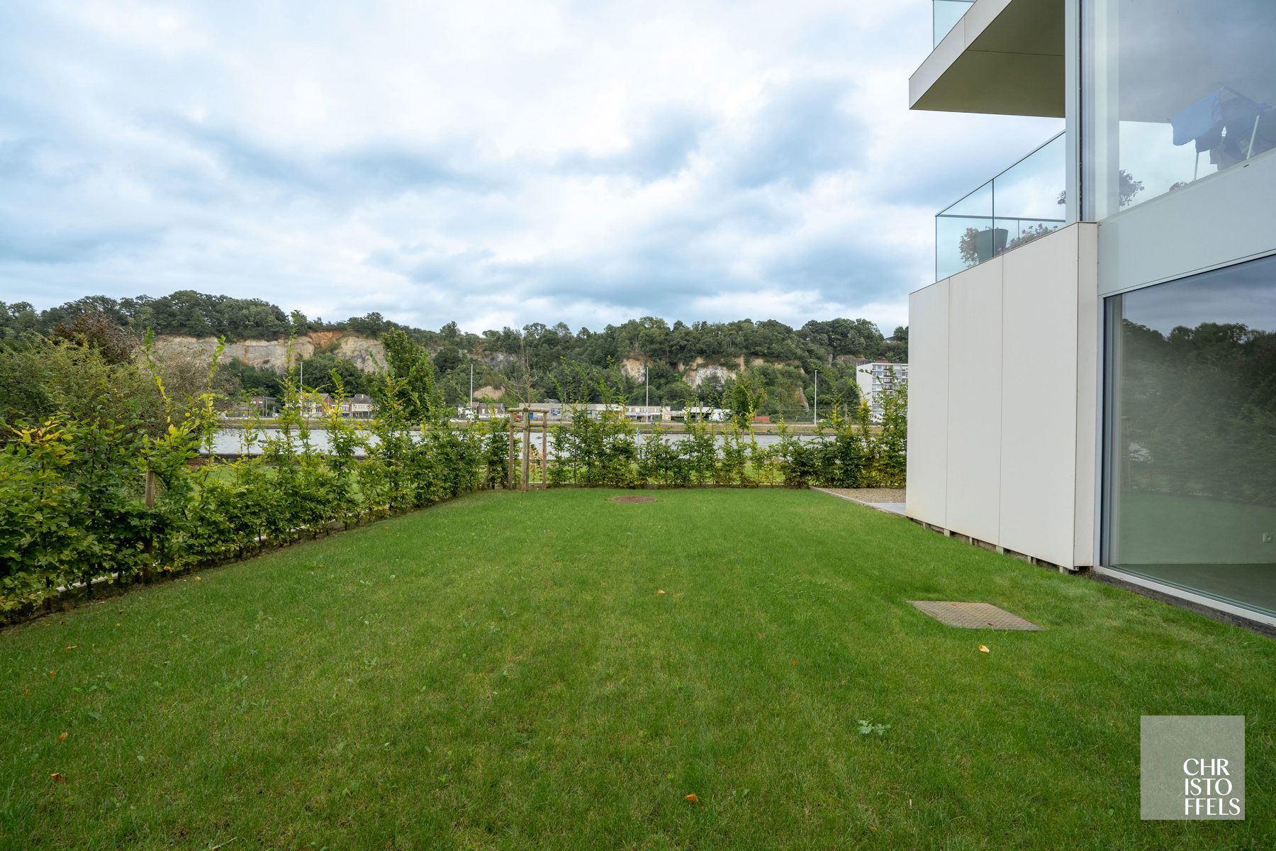 Residentie MeuseView buitengewoon wonen aan de Maas! foto {{pictureIndex}}