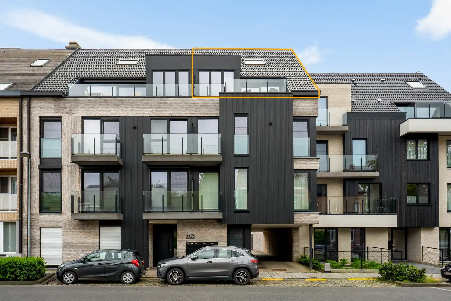 Energiezuinig app. met 3 slpkrs, 2 terrassen en garagebox te Heist-op-den-Berg foto 2