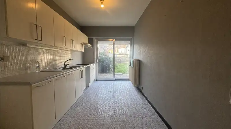 Opbrengsteigendom met 3 wooneenheden, Garage en Tuin te koop in Brugge foto 4