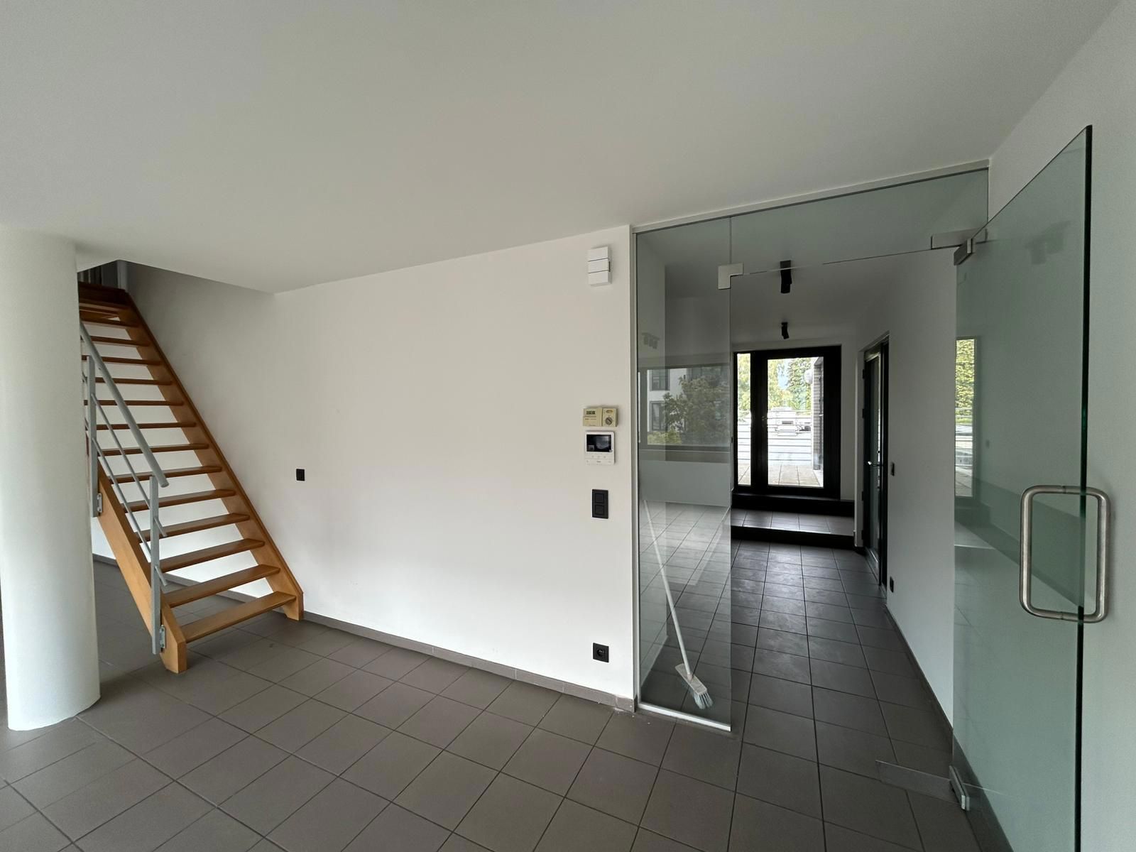 Ruim duplex-appartement in het hart van Oud-Turnhout foto 3