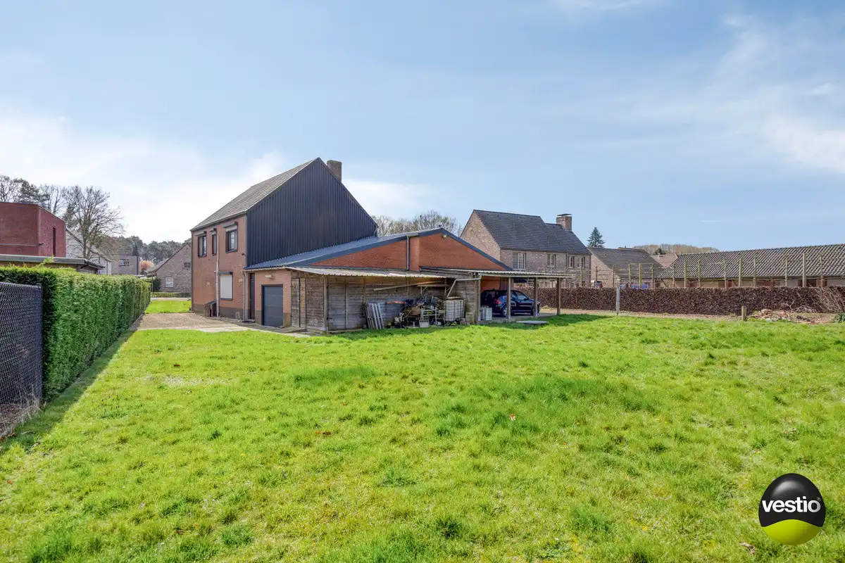 UNIEK BOUWPERCEEL VAN 16A VOOR OB MET AF TE BREKEN WONING TE ZUTENDAAL. foto 12