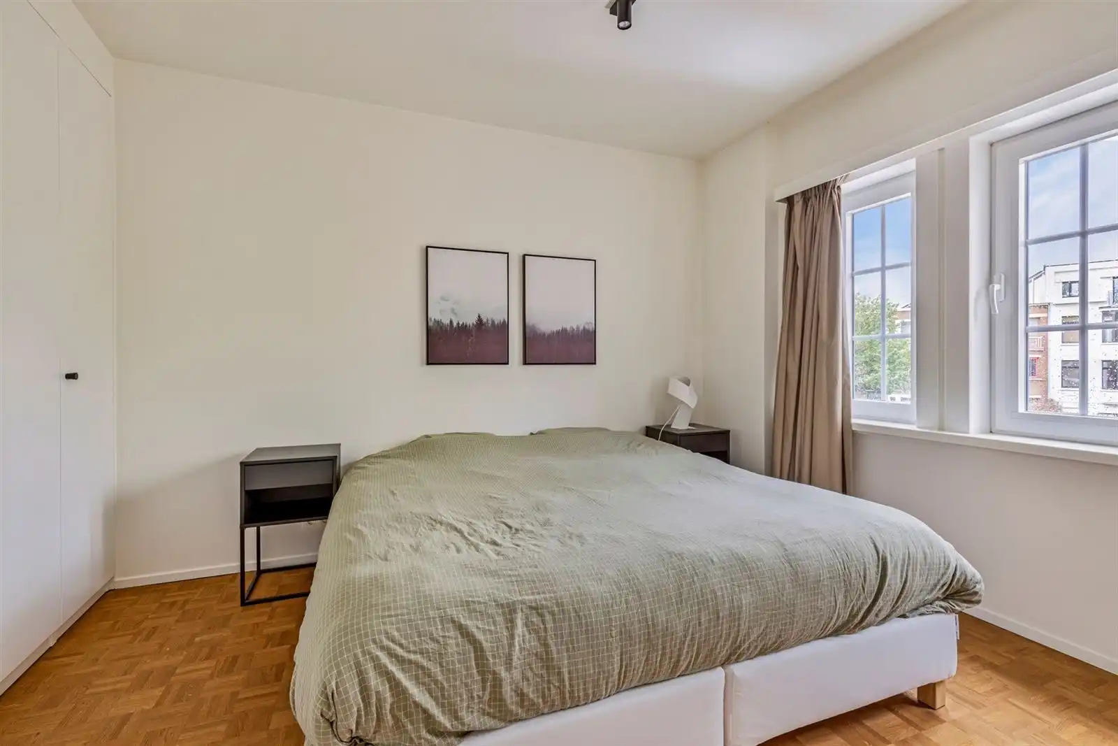 Mortsel: Hoogstaand afgewerkte gemeubeld charme appartement  foto 9