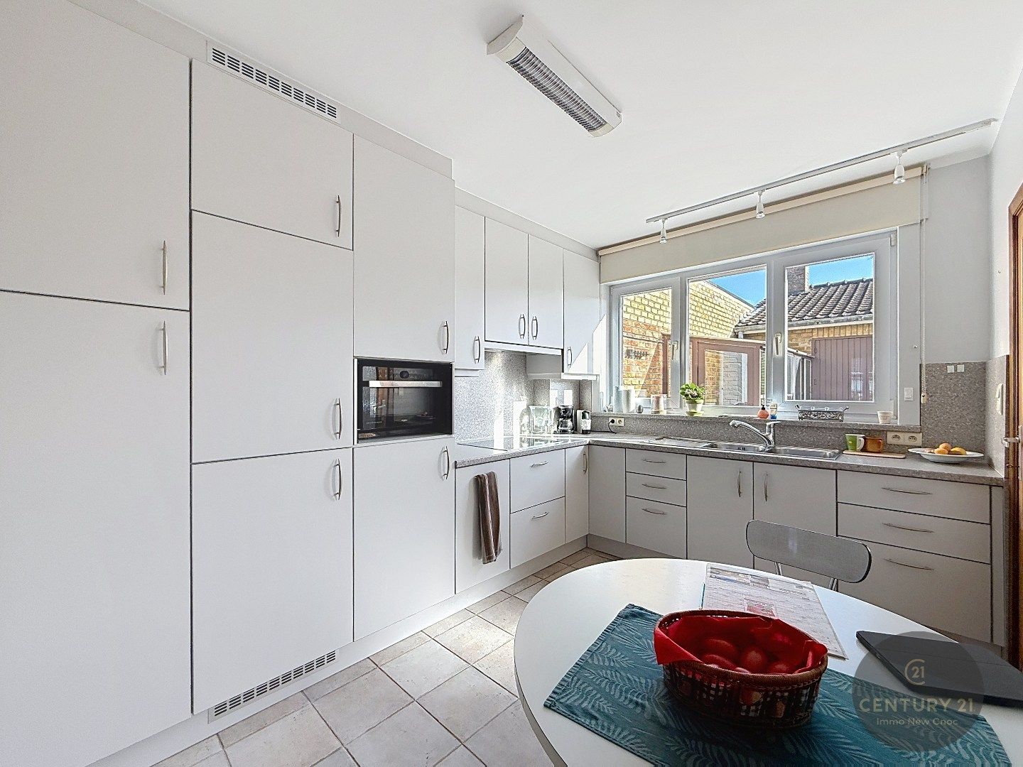 Charmante halfopen woning met tuin en dubbele garage in Knokke-Heist foto 3