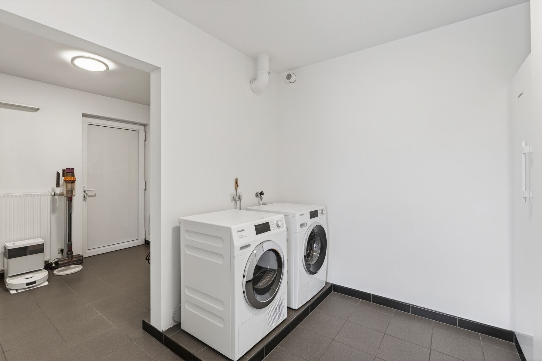 Rustig gelegen exclusieve villa met zwembad in Jabbeke foto 8