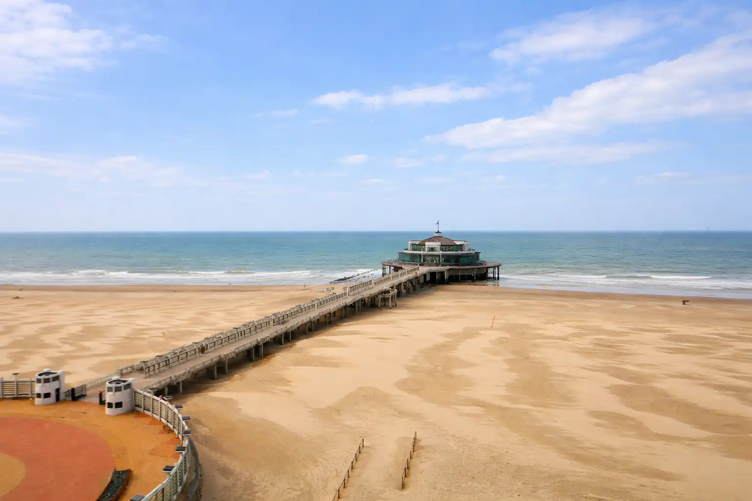 Recent en ruim appartement (94m²) met 3 slaapkamers en fenomenaal zeezicht. foto 14