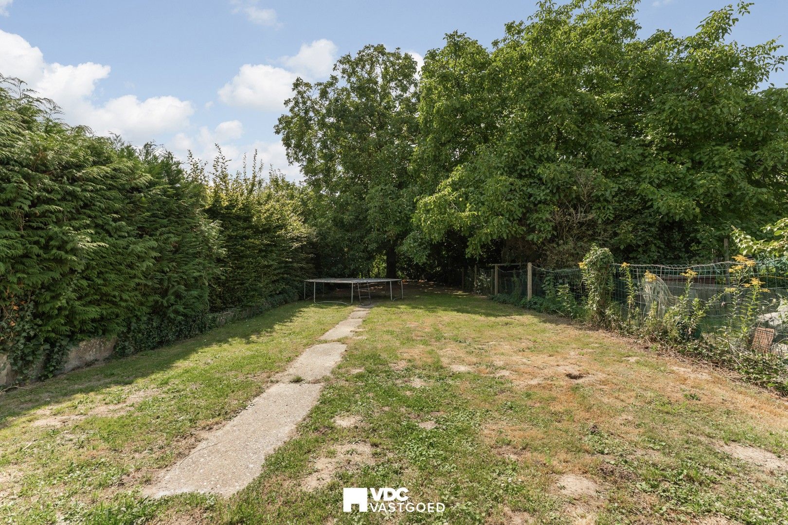 Energiezuinige woning met 5 slaapkamers, 20 zonnepanelen, garage en zuidgerichte tuin aan natuurreservaat Kevie foto 27