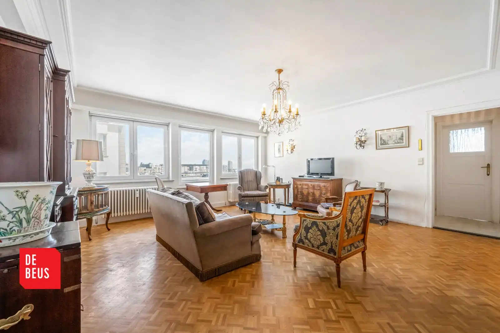 Magnifiek appartement met adembenemend zicht op het historisch centrum foto {{pictureIndex}}