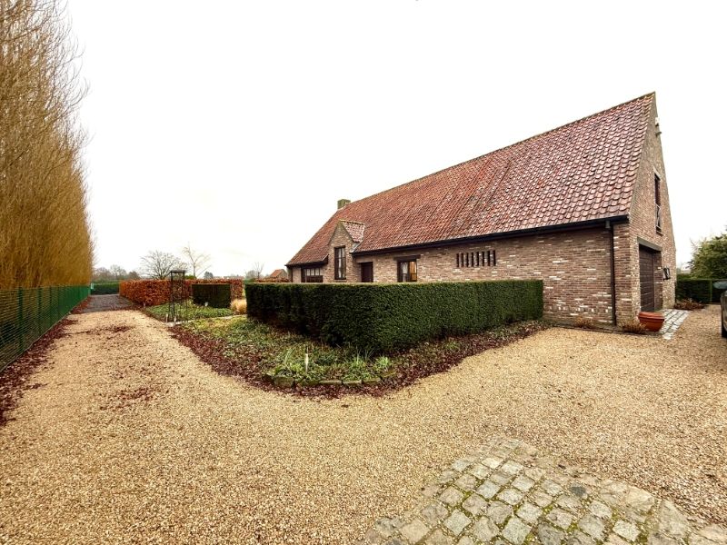 Rustig gelegen villa op circa 5000 vkm met alle comfort foto 3