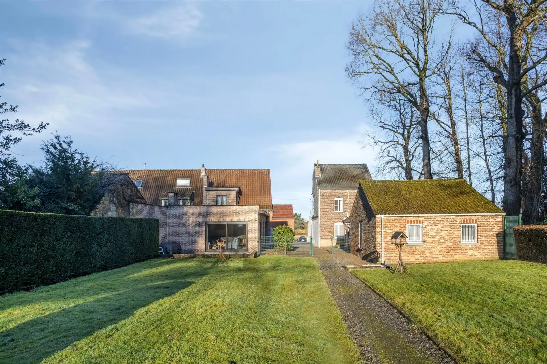 Hoofdfoto van de publicatie: 3-gevel woning + opbrengsteigendom (woning)