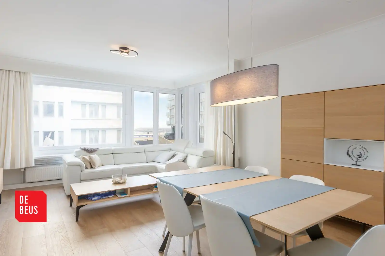 Prachtig hoekappartement met 3 slpk pal aan zee in verzorgde residentie foto 2
