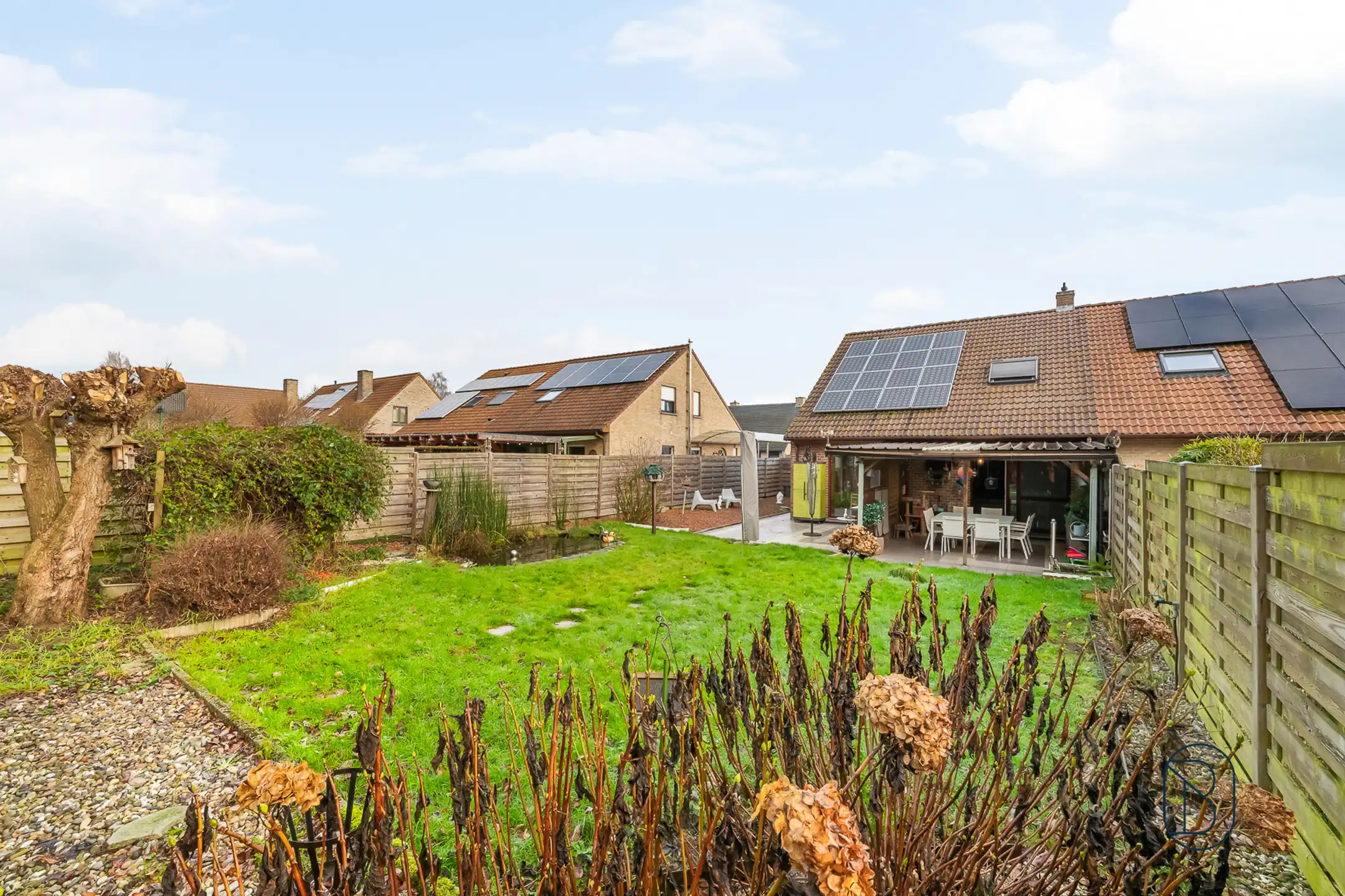 Instapklare HOB met 3 slk garage en tuin in Marke foto 18