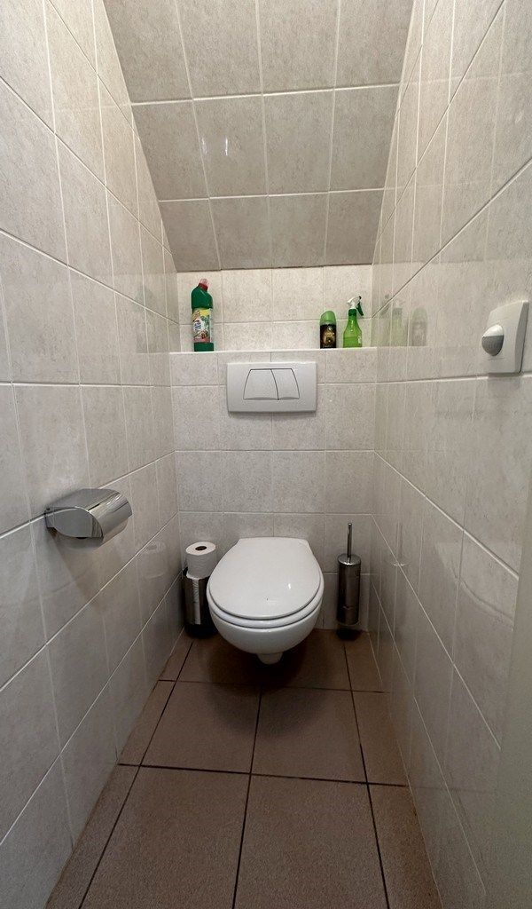 Instapklaar kantoor te huur in Brandstraat in Lokeren foto 13