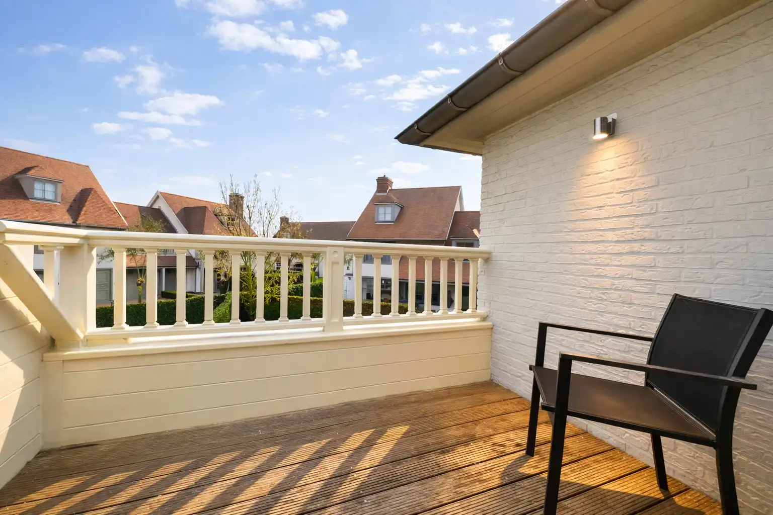 Grote woning met tuin en garage te Knokke foto 15