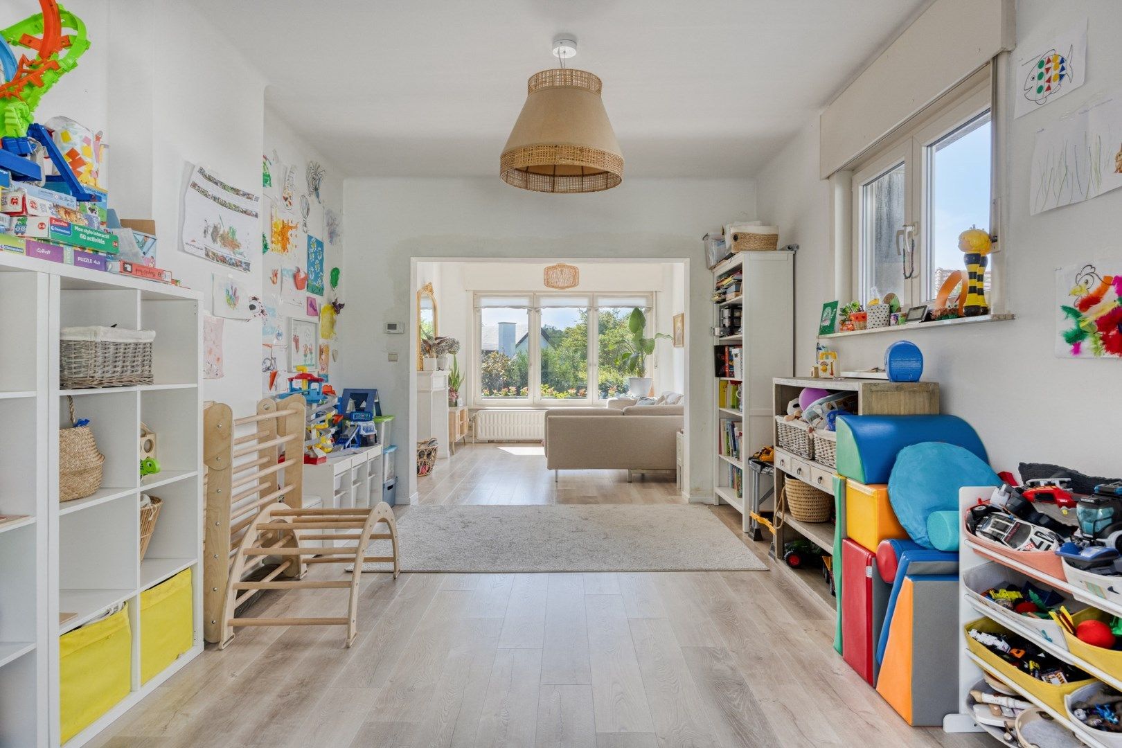 4 gevel VILLA met 3 slaapkamers + bureau, ruime tuin – 1652 ALSEMBERG (BEERSEL) foto 9