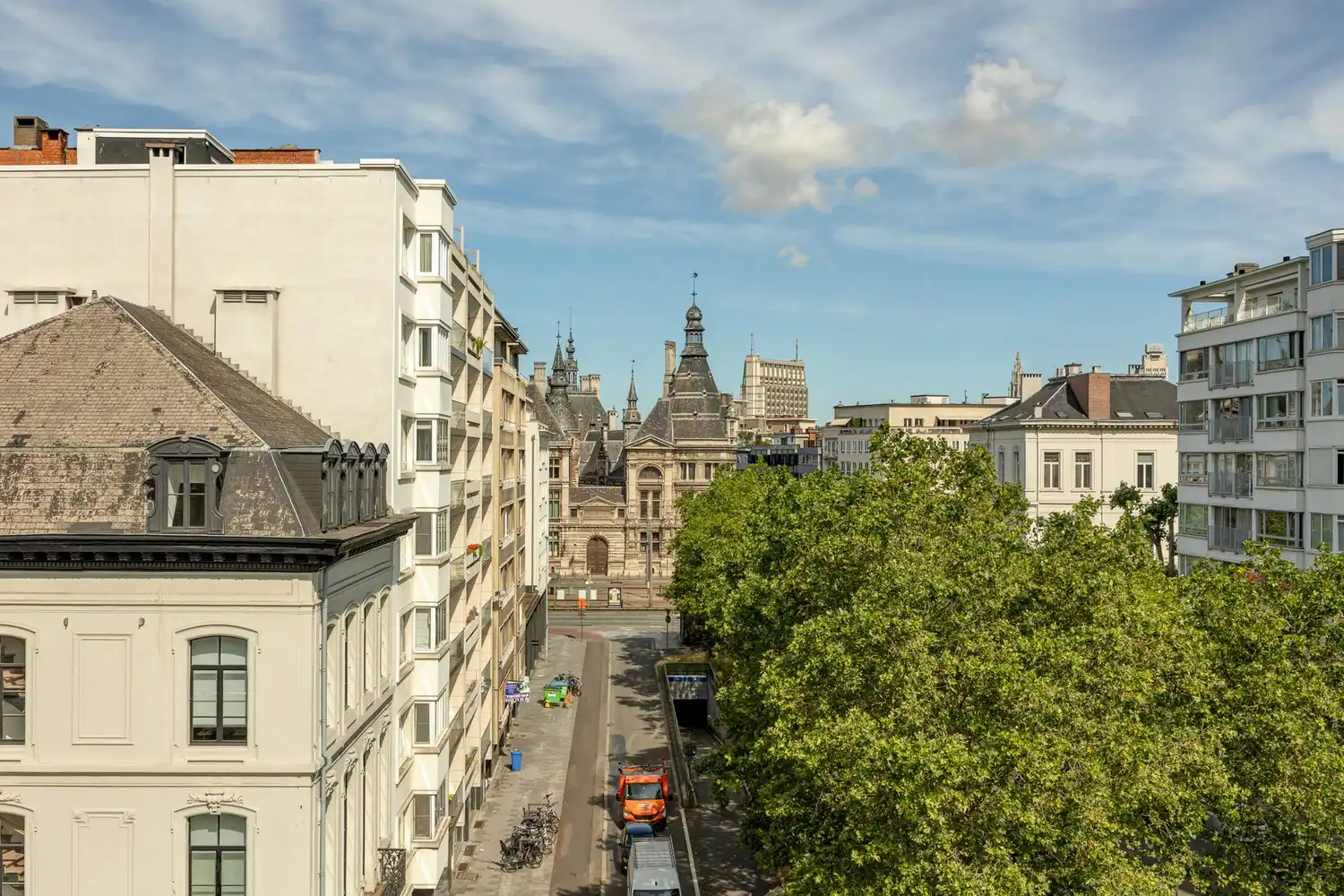 Luxueus en energiezuinig hoekappartement (260m²) op de 6de verdieping met prachtig uitzicht op het Stadspark foto 18