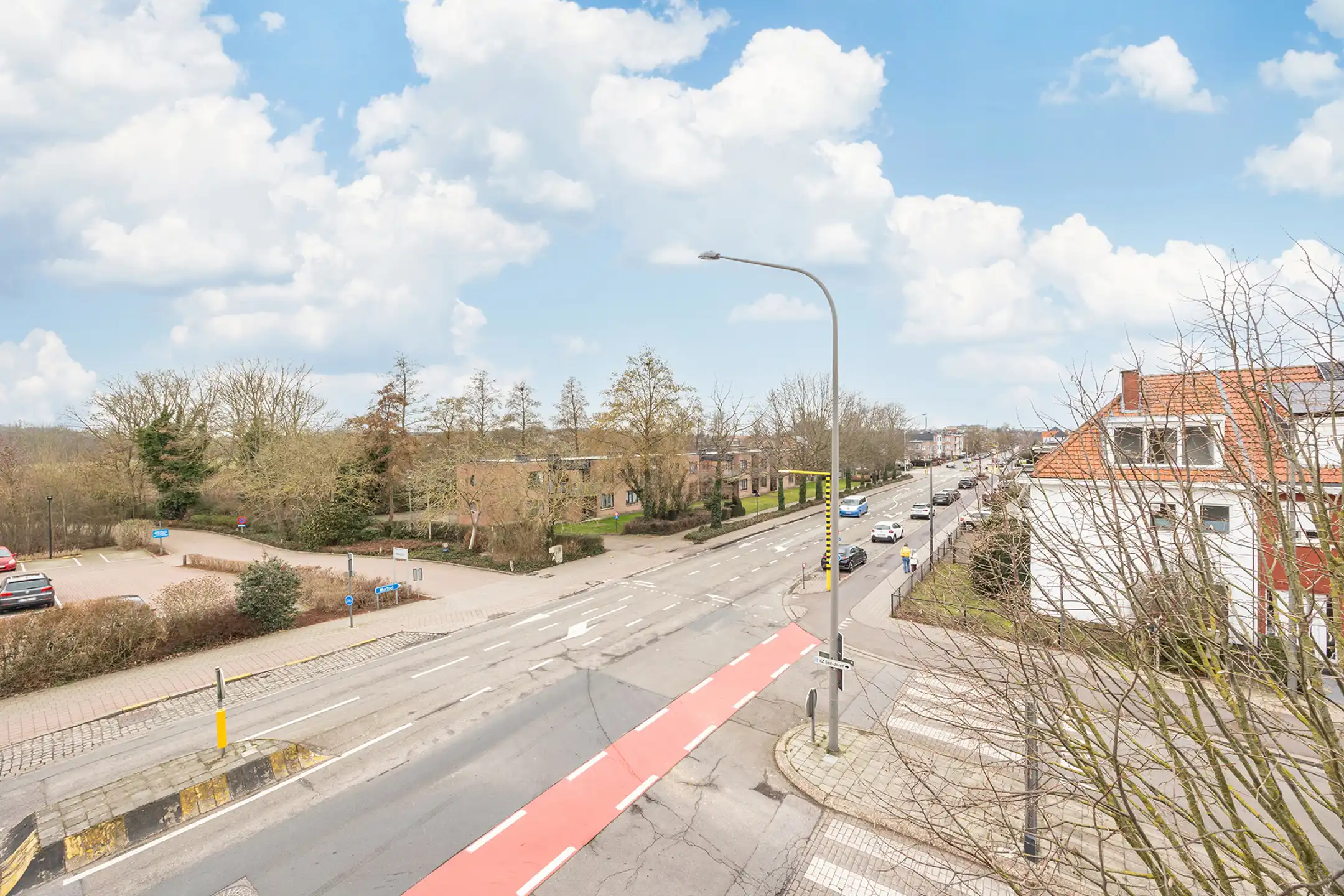 Recent 2-slaapkamerappartement met terras en autostaanplaats foto 14