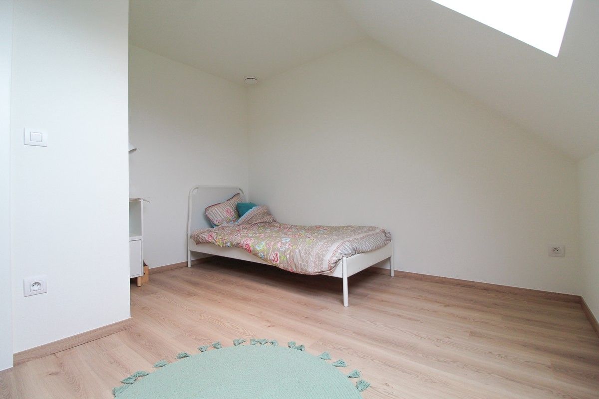 In de Graanstraat te Meulebeke trekt Hectaar deze 4 hedendaagse nieuwbouwwonignen op, tijdloos en voorzien van alle comfort. foto 13