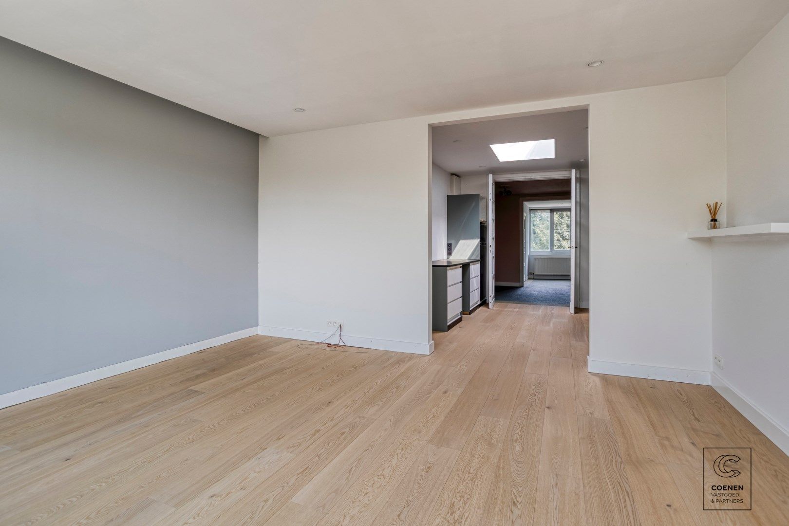 Instapklaar herenhuis van 241 m² met drie slaapkamers, gelegen in Mortsel! foto 18
